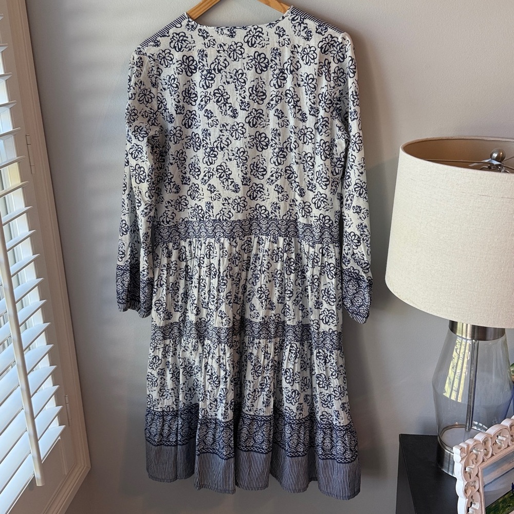 Bella Tu Blue and White Patterned‎ Tunic Dress - Picture 6 of 7